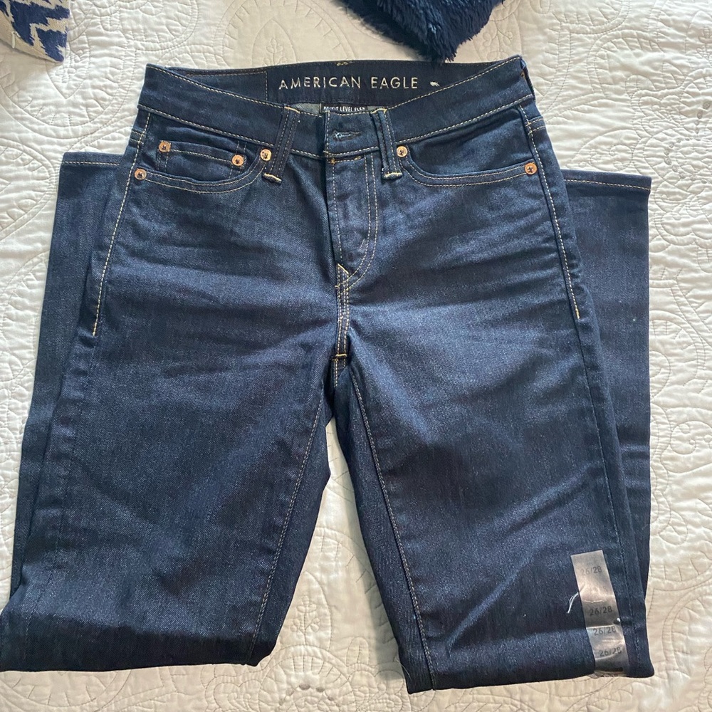 Never worn American Eagle jeans